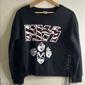 2017 Kiss Band Cropped Sweatshirt Crewneck Black women size Size Medium